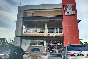 KFC cabang Batulicin, Kalimantan Selatan image