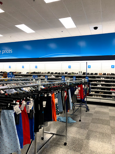Clothing Store «Ross Dress for Less», reviews and photos, 20519 S Dixie Hwy, Cutler Bay, FL 33189, USA