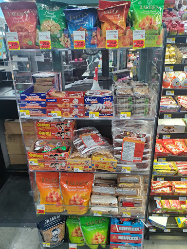 Grocery Store «Superior Grocers», reviews and photos, 9801 Laurel Canyon Blvd, Pacoima, CA 91331, USA