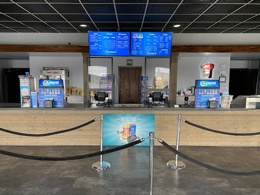 Movie Theater «Plaza Cinema 3», reviews and photos, 1321 SW Barlow St, Oak Harbor, WA 98277, USA