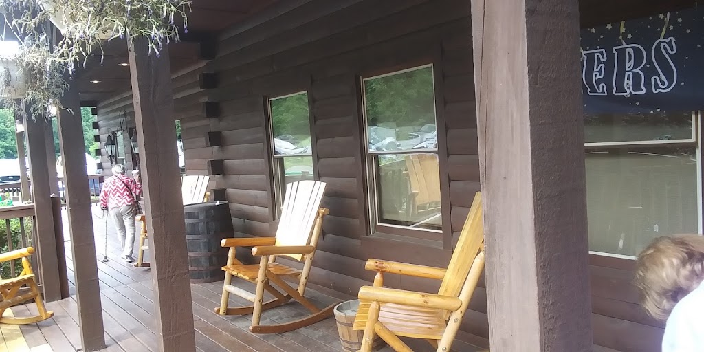 Surf & Turf Lodge 28016