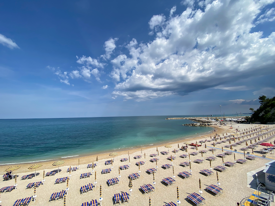 Spiaggia di Numana Alta