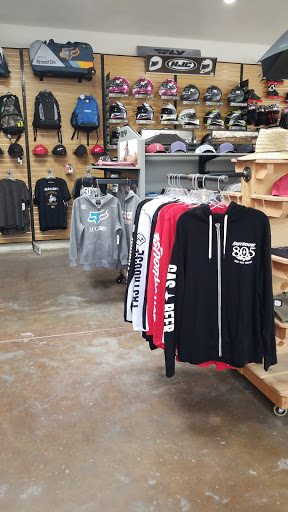 Motorcycle Dealer «Moto United - Beach Cities - Suzuki Polaris Yamaha», reviews and photos, 10401 Alondra Blvd, Bellflower, CA 90706, USA