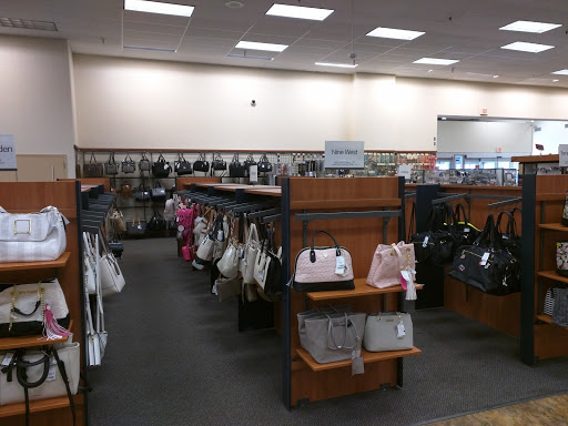 Clothing Store «Burlington Coat Factory», reviews and photos, 4293 Winston Ave #2, Covington, KY 41015, USA
