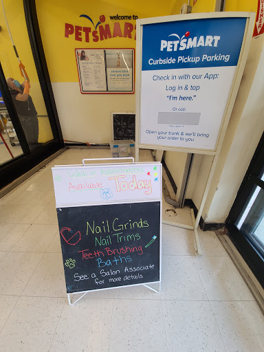 Pet Supply Store «PetSmart», reviews and photos, 155 E Rte 59, Nanuet, NY 10954, USA