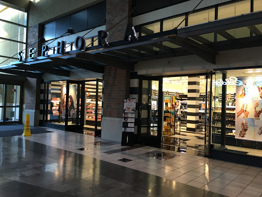 Cosmetics Store «SEPHORA», reviews and photos, 3000 184th St SW #302, Lynnwood, WA 98037, USA