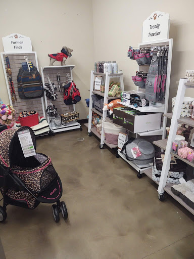 Pet Supply Store «Pet Supplies Plus», reviews and photos, 1030 Main St #10, Waltham, MA 02451, USA