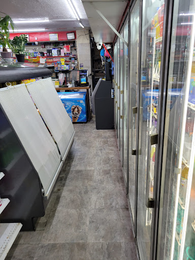 Grocery Store «Tropical Market», reviews and photos, 1617 5th Ave, Bay Shore, NY 11706, USA