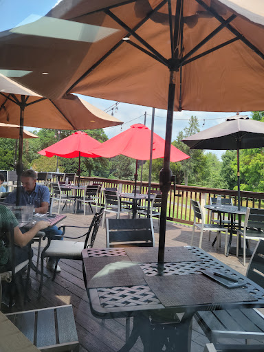 Golf Course «Maple Moor Golf Course», reviews and photos, 1128 North St, White Plains, NY 10605, USA