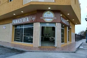 Panadería Artesanal y Café El Abanico image