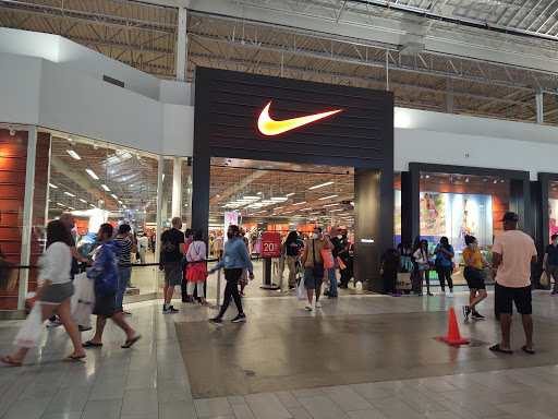Shoe Store «Nike Factory Store», reviews and photos, 12801 W Sunrise Blvd Suite 1005, Sunrise, FL 33323, USA