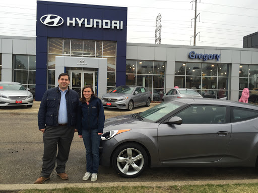 Hyundai Dealer «Gregory Hyundai», reviews and photos, 490 Skokie Valley Rd, Highland Park, IL 60035, USA