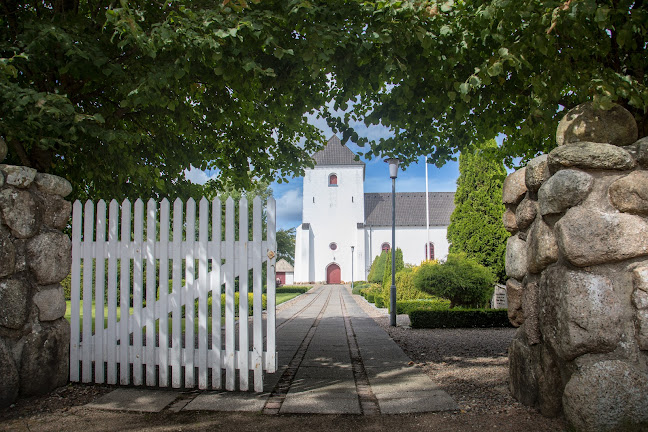 Anmeldelser af Mylund Kirke i Brønderslev - Kirke