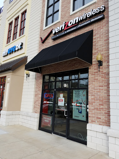Cell Phone Store «Verizon Authorized Retailer - A Wireless», reviews and photos, 118 Shawan Rd T, Hunt Valley, MD 21031, USA