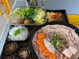 ฮู้วววหมูกระทะ