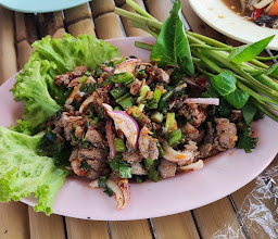 ร้านอาหารอร่อยริมทาง จ.นครนายก(ก่อนแยกไฟแดงเขื่อนขุนด่านฯ) photo