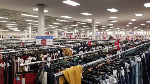 Clothing Store «Burlington Coat Factory», reviews and photos, 5959 W Sahara Ave, Las Vegas, NV 89146, USA