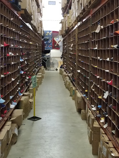 Sportswear Store «Sel Sportswear. Hats, T Shirts, Jerseys, and more!!», reviews and photos, 10220 Harry Hines Blvd, Dallas, TX 75220, USA