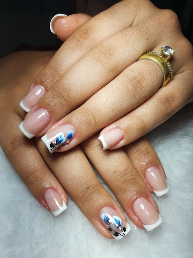 Logo da empresa - Dannynails (manicure)