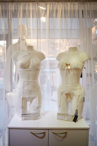 Lingerie Store «Brooklyn Fox Lingerie», reviews and photos, 200 Bedford Ave, Brooklyn, NY 11211, USA