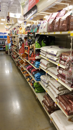 Pet Supply Store «PetSmart», reviews and photos, 601 Centerview Blvd, Kissimmee, FL 34741, USA