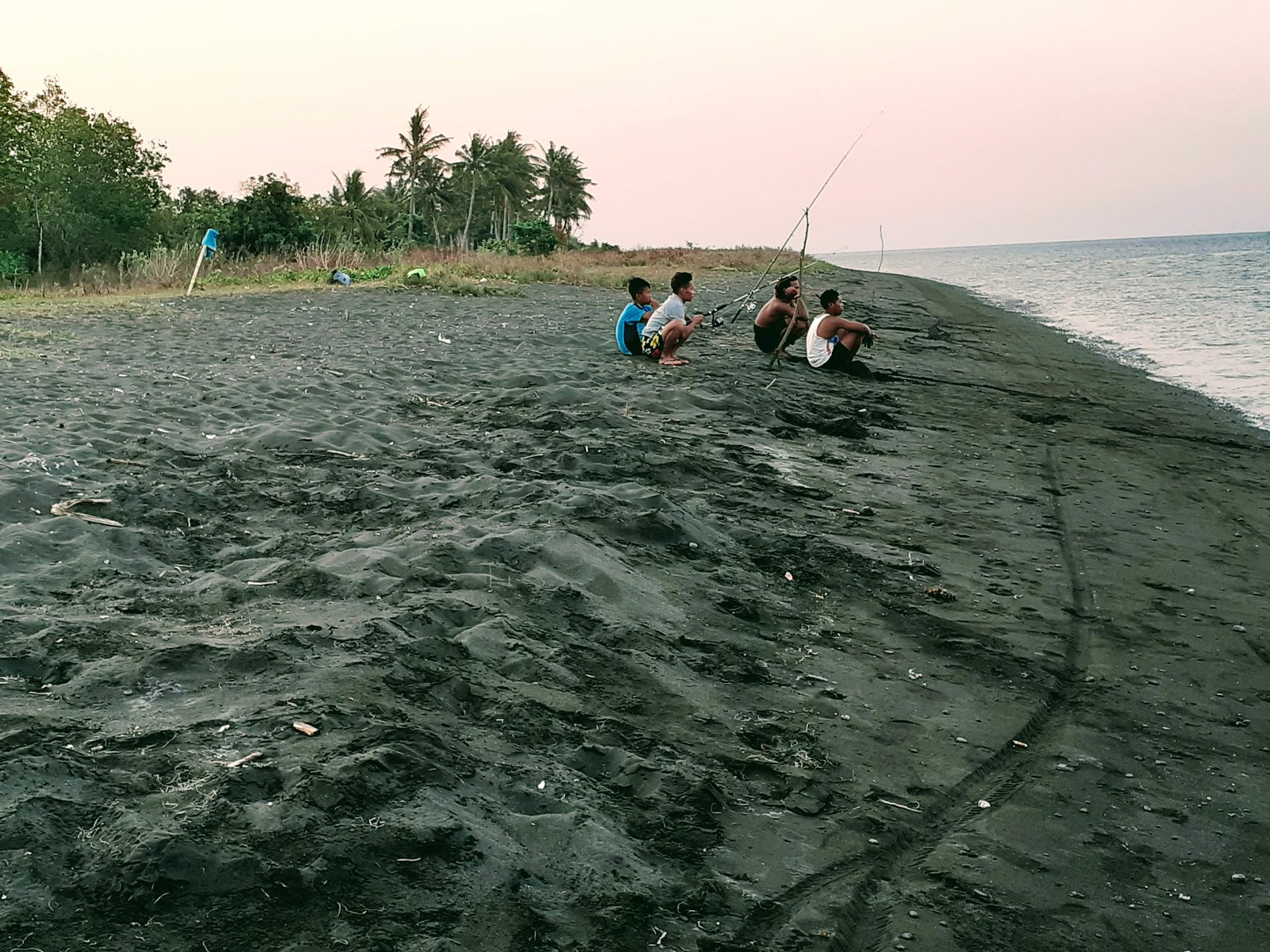 Fotografija Dadap Hidden Beach z dolga ravna obala