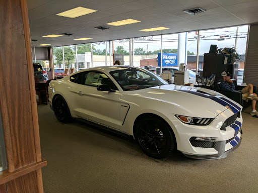 Ford Dealer «Bill Marine Ford», reviews and photos, 1182 W Main St, Wilmington, OH 45177, USA
