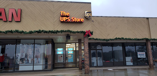 Shipping and Mailing Service «The UPS Store», reviews and photos, 700-76 Broadway, Westwood, NJ 07675, USA