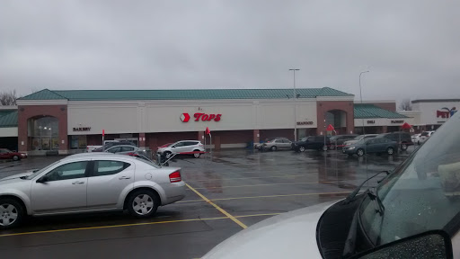 Supermarket «TOPS Friendly Markets», reviews and photos, 3955 Vineyard Dr, Dunkirk, NY 14048, USA