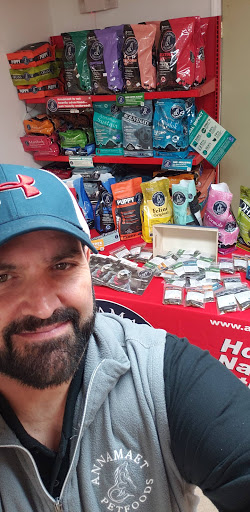 Pet Supply Store «Dog Daze Pet Shop», reviews and photos, 309 S Main St, North Syracuse, NY 13212, USA