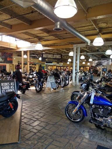 Harley-Davidson Dealer «Harley-Davidson Louisville», reviews and photos, 1700 Arthur St, Louisville, KY 40208, USA