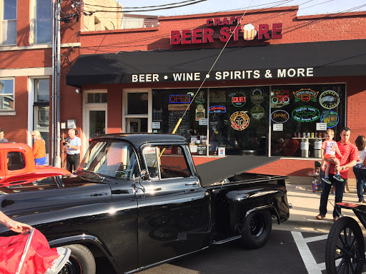 Liquor Store «The Craft Beer Store Libertyville», reviews and photos, 107 W Church St, Libertyville, IL 60048, USA