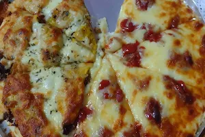 Paula Pizza image