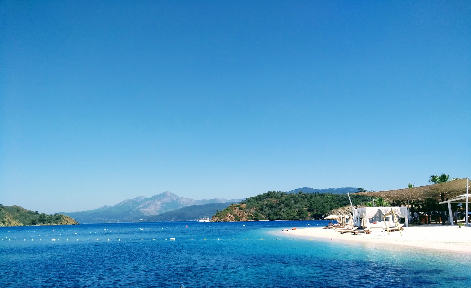 La Guerite Beach photo #7