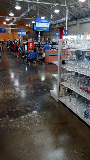 Thrift Store «Goodwill Store and Donation Center», reviews and photos, 3401 Fredericksburg Rd, San Antonio, TX 78201, USA