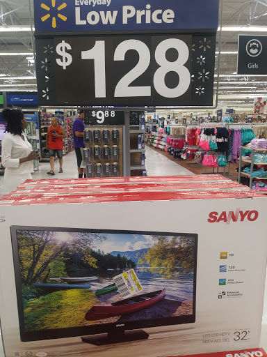 Department Store «Walmart Supercenter», reviews and photos, 5100 Okeechobee Rd, Fort Pierce, FL 34947, USA