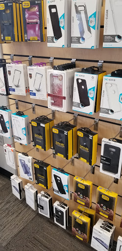 Cell Phone Store «Verizon Authorized Retailer - A Wireless», reviews and photos, 4260 Perkiomen Ave, Reading, PA 19606, USA