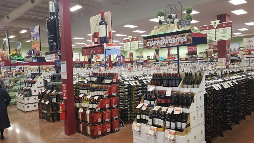 Wine Store «Premier Wine & Spirits», reviews and photos, 3900 Maple Rd, Buffalo, NY 14226, USA
