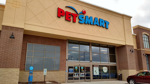 Pet Supply Store «PetSmart», reviews and photos, 5005 S 74th St, Greenfield, WI 53220, USA