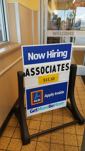 Supermarket «ALDI», reviews and photos, 391 Eisenhower Dr, Hanover, PA 17331, USA