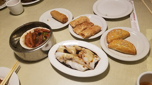 Shopping Mall «Orchard Mall Shopping Center», reviews and photos, 6337 Orchard Lake Rd, West Bloomfield Township, MI 48322, USA