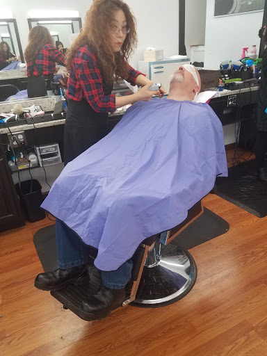 Barber Shop «Glenkirk Barber Shop», reviews and photos, 13918 Estate Manor Dr, Gainesville, VA 20155, USA