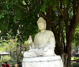 Buddha Tidur Mojokerto photo