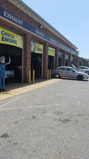 Auto Repair Shop «Meineke Car Care Center», reviews and photos, 11770 Holly Auto Center Ln, Waldorf, MD 20601, USA