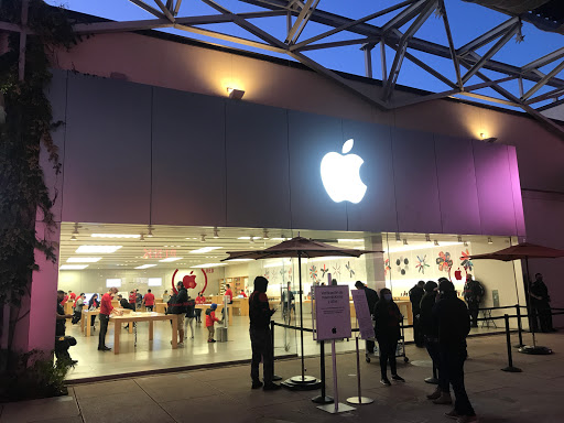 Computer Store «Apple La Cantera», reviews and photos, 15900 La Cantera Pkwy, San Antonio, TX 78256, USA