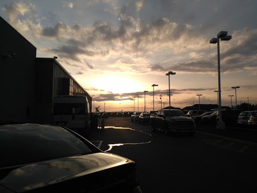 Dodge Dealer «East Tennessee Dodge Chrysler Jeep», reviews and photos, 2774 N Main St, Crossville, TN 38555, USA