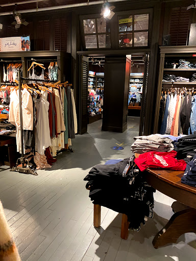 Clothing Store «Hollister Co.», reviews and photos, 11160 Veirs Mill Rd, Wheaton, MD 20902, USA