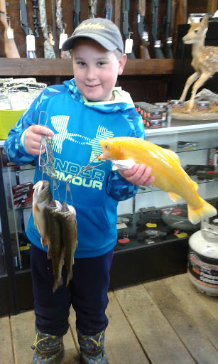 Fishing Store «Indian Creek Fishing & Fire Arms», reviews and photos, 3479 Mango Dr, Danielsville, PA 18038, USA