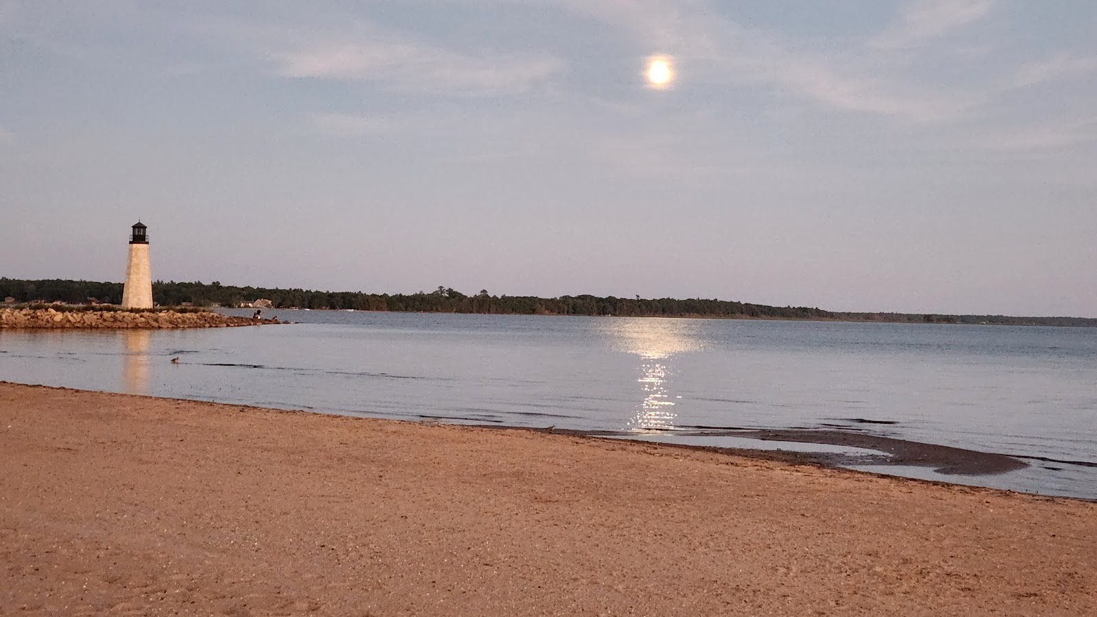 Photo de Gladstone Beach - endroit populaire parmi les connaisseurs de la détente