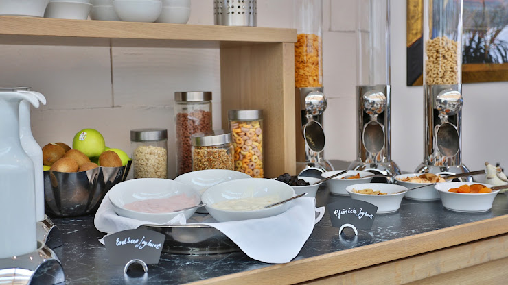 Plats et boissons hôtels Hotel Triton 50858 Cologne